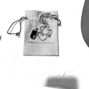 Authentic David Yurman Black Onyx / SS Dog Tag w 22’ 2 mm box chain necklace